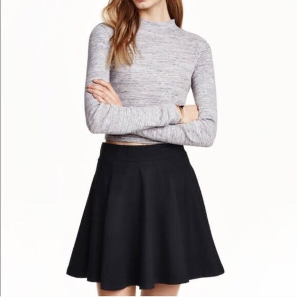 H&M Ridged DIveded Skirt